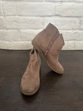 Suede Ankle Boots in Taupe - kids Casual Zip Booties
